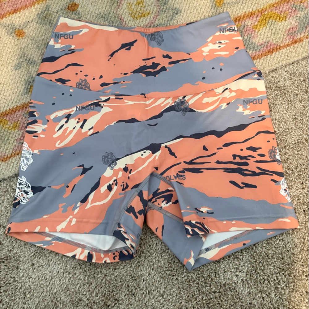 Darc Sport Wolves SHE Arch Training Shorts